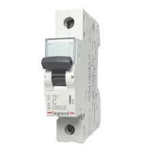 INTERRUPTOR DE 1x6AMP 6KA/220V TX3